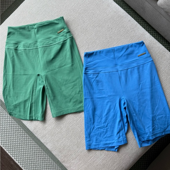 Gymshark Pants - Women’s Gymshark Whitney Cycling Shorts - Blue & Green